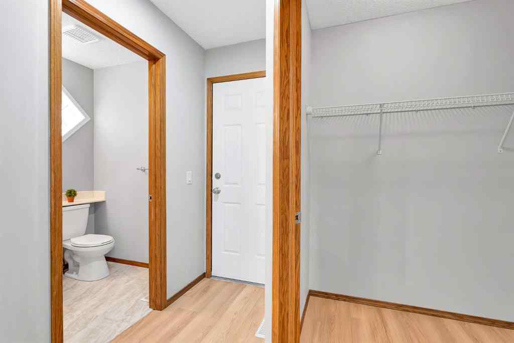 MLS® A2267537 - 6 Country Hills Manor NW in Country Hills Calgary, Residential