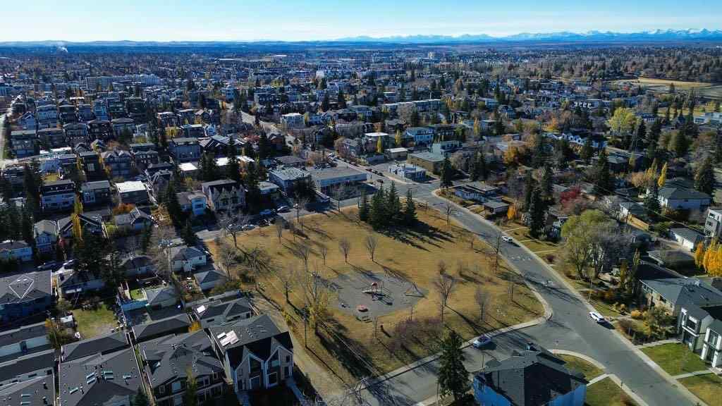 MLS® A2267538 - 2720 20 Street SW in South Calgary Calgary, Residential