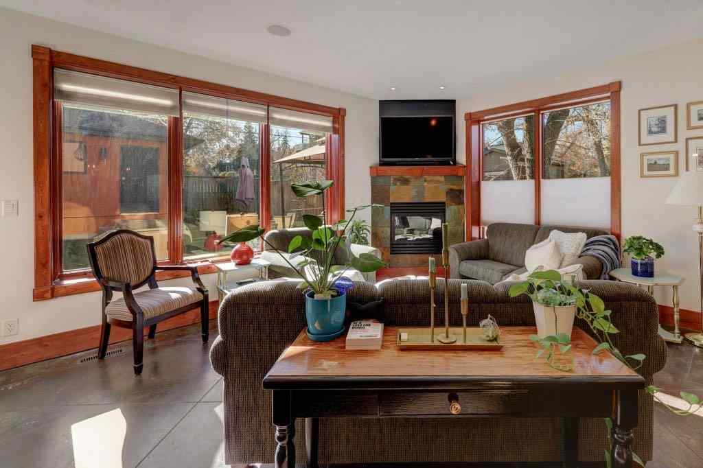 MLS® A2267538 - 2720 20 Street SW in South Calgary Calgary, Residential