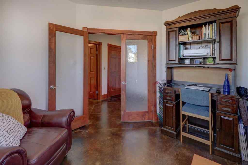 MLS® A2267538 - 2720 20 Street SW in South Calgary Calgary, Residential