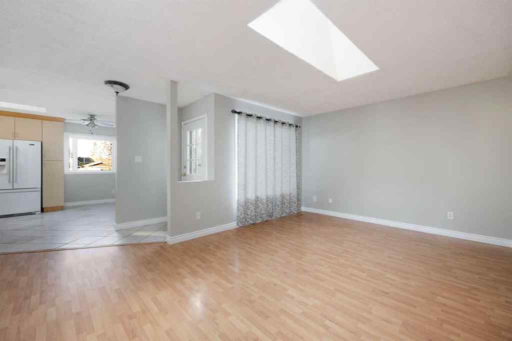 MLS® A2267540 - 122 Maclaren Bay  in Dickinsfield Fort McMurray, Residential