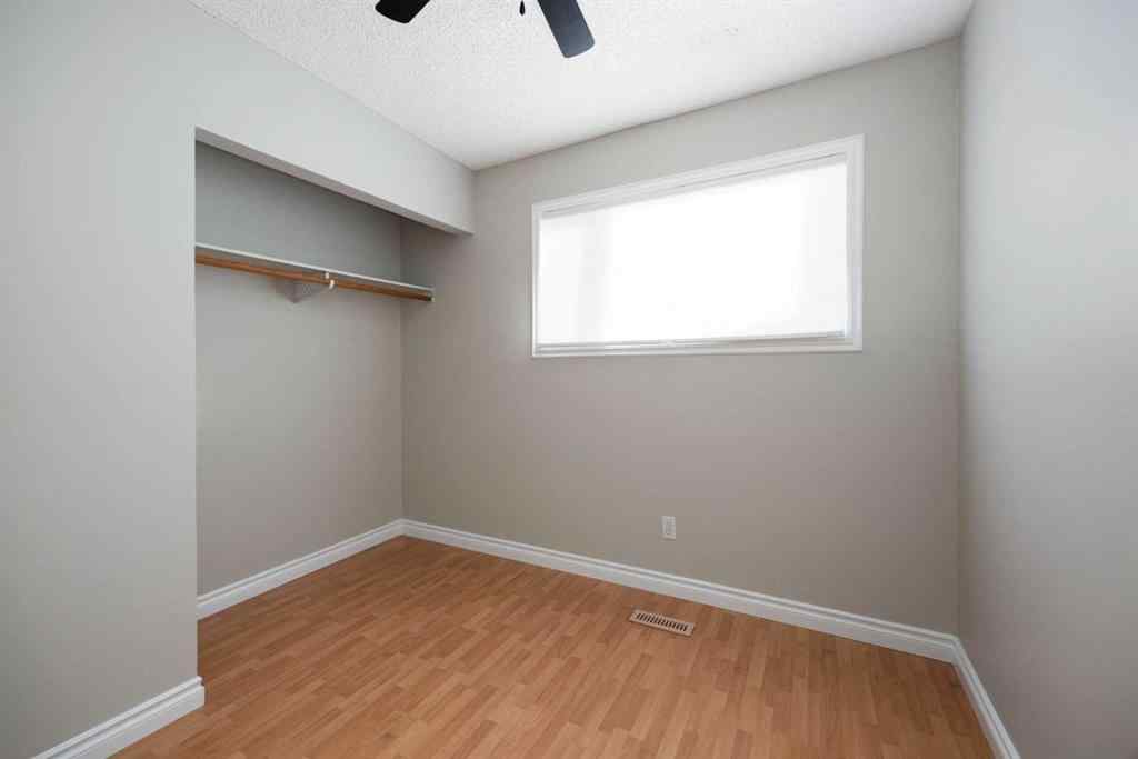 MLS® A2267540 - 122 Maclaren Bay  in Dickinsfield Fort McMurray, Residential