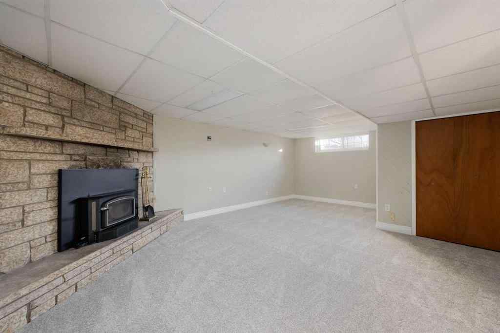 MLS® A2267540 - 122 Maclaren Bay  in Dickinsfield Fort McMurray, Residential