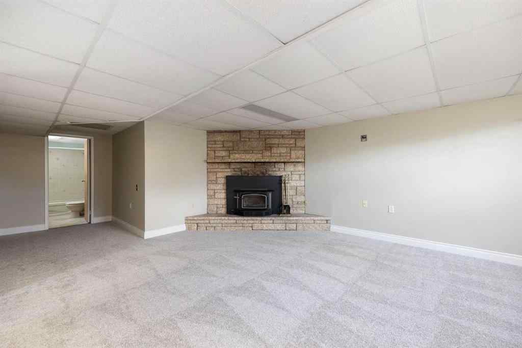 MLS® A2267540 - 122 Maclaren Bay  in Dickinsfield Fort McMurray, Residential