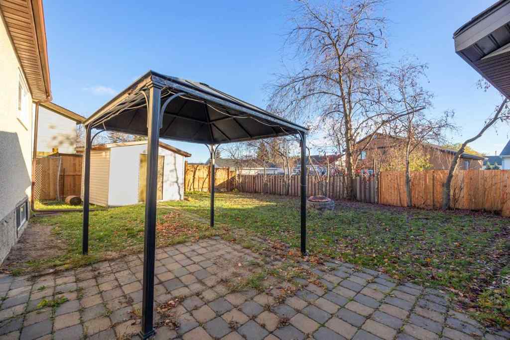 MLS® A2267540 - 122 Maclaren Bay  in Dickinsfield Fort McMurray, Residential