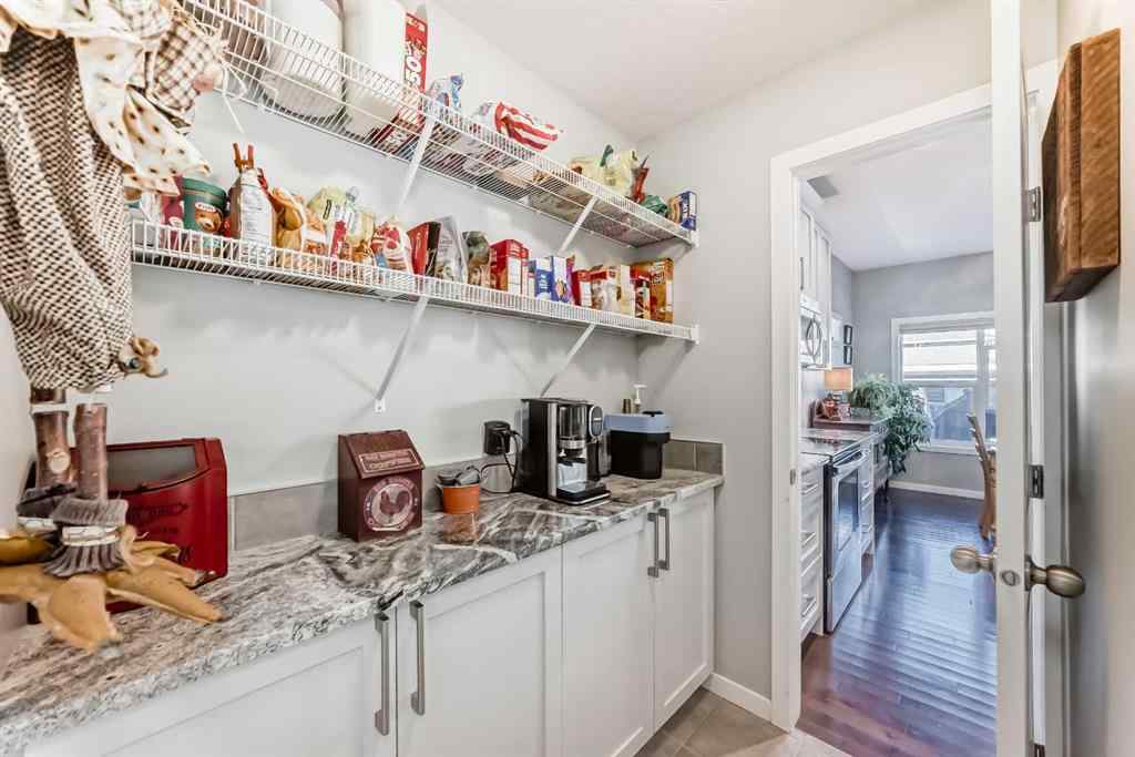 MLS® A2267541 - 4 Bethune Way  in NONE Carstairs, Residential