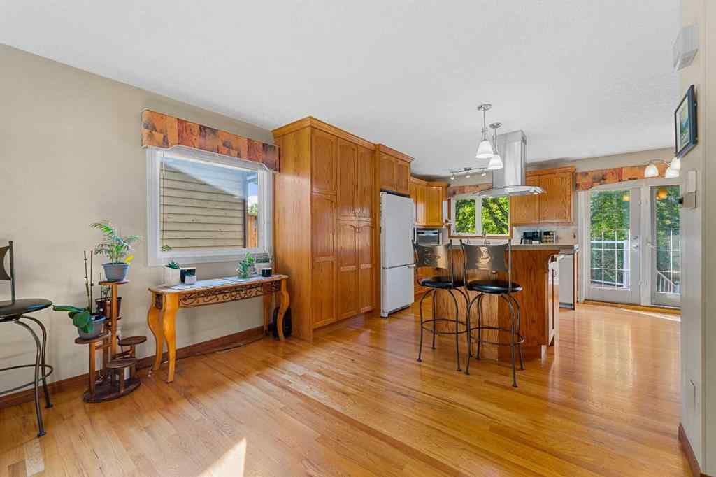 MLS® A2267546 - 7 Bernard Court NW in Beddington Heights Calgary, Residential