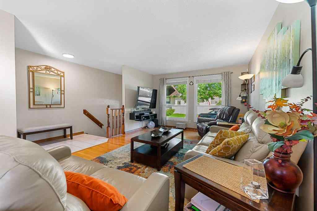 MLS® A2267546 - 7 Bernard Court NW in Beddington Heights Calgary, Residential