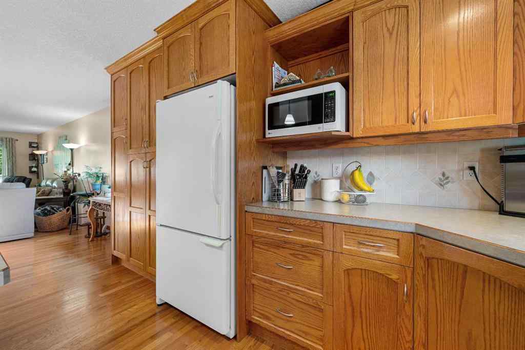 MLS® A2267546 - 7 Bernard Court NW in Beddington Heights Calgary, Residential