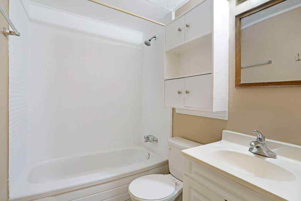 MLS&reg; # A2267547 - 52 Lake Stafford Crescent  in North End Brooks, Mobile Open Houses