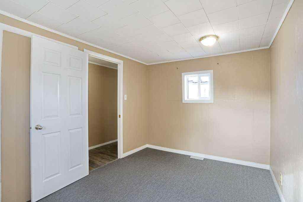 MLS&reg; # A2267547 - 52 Lake Stafford Crescent  in North End Brooks, Mobile Open Houses