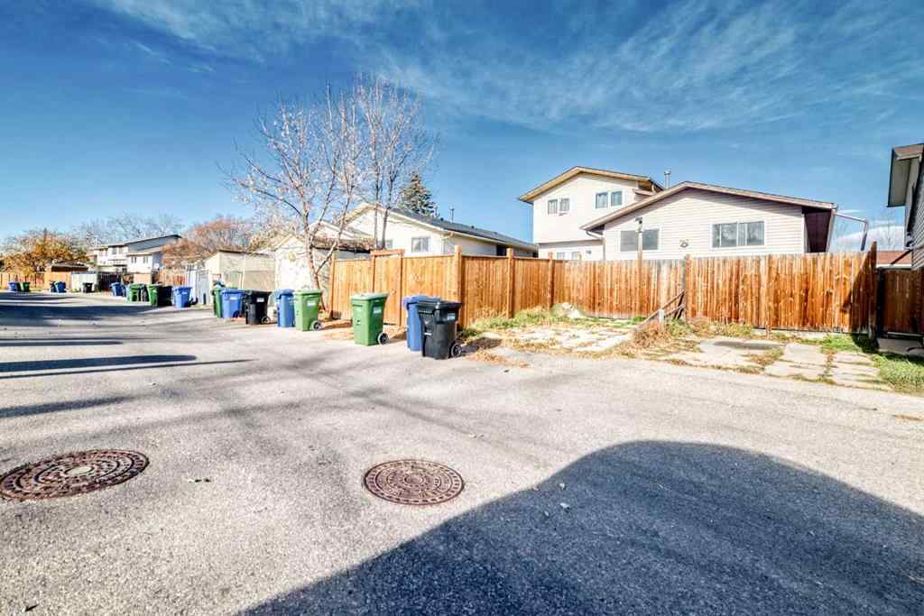 MLS® A2267549 - 5623 Templehill Road NE in Temple Calgary, Residential