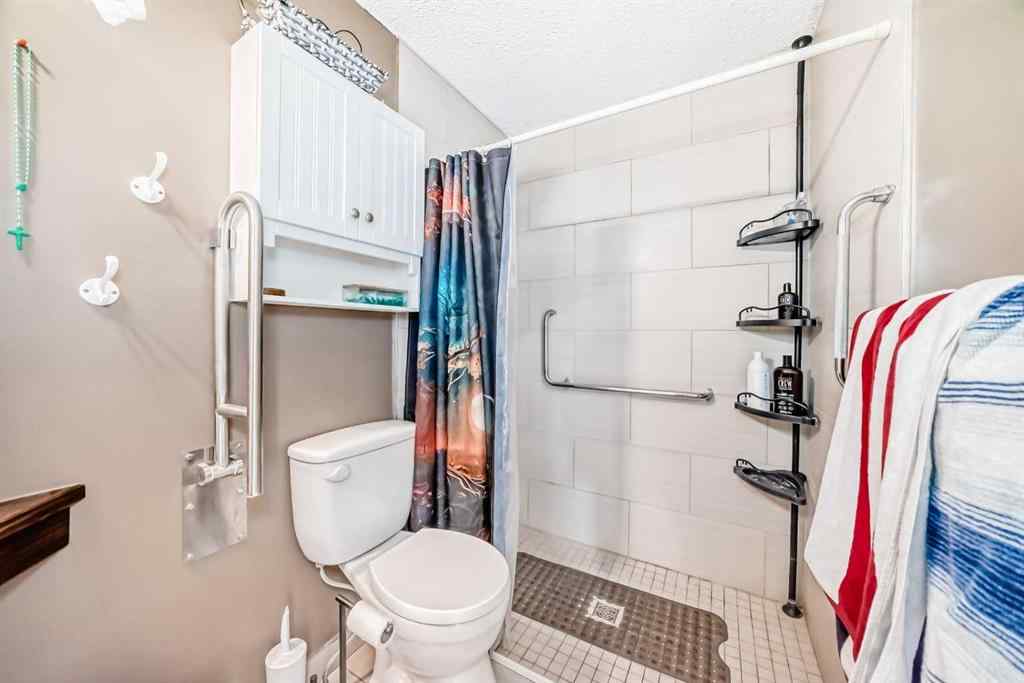 MLS® A2267549 - 5623 Templehill Road NE in Temple Calgary, Residential