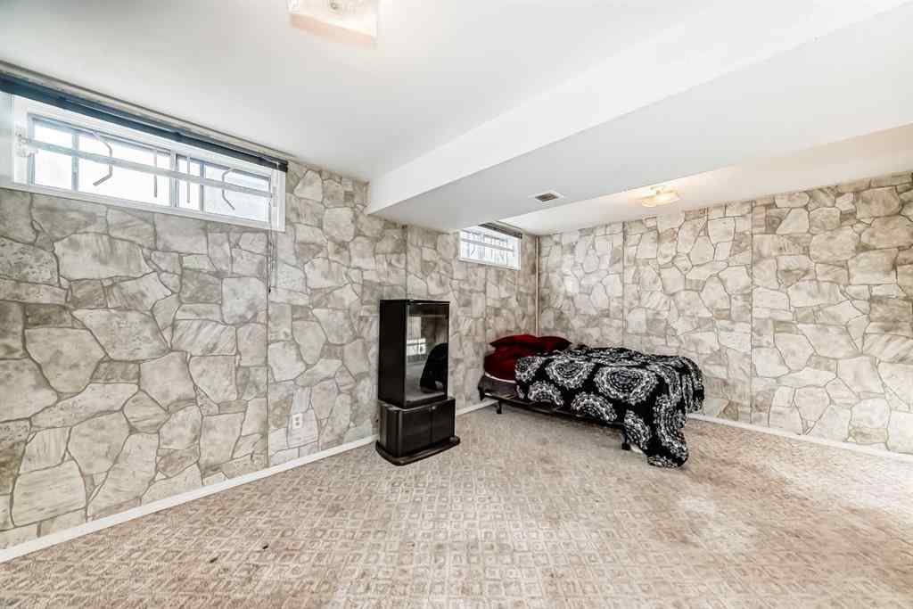 MLS® A2267549 - 5623 Templehill Road NE in Temple Calgary, Residential