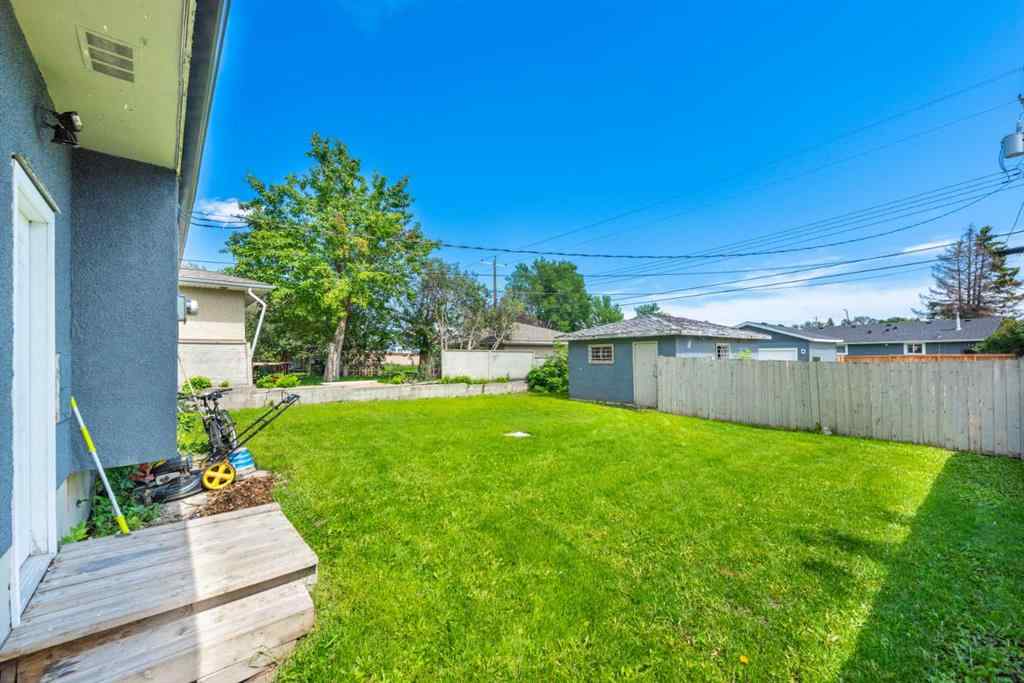 MLS&reg; # A2267550 - 2210 35 Street SE in Southview Calgary, Residential Open Houses