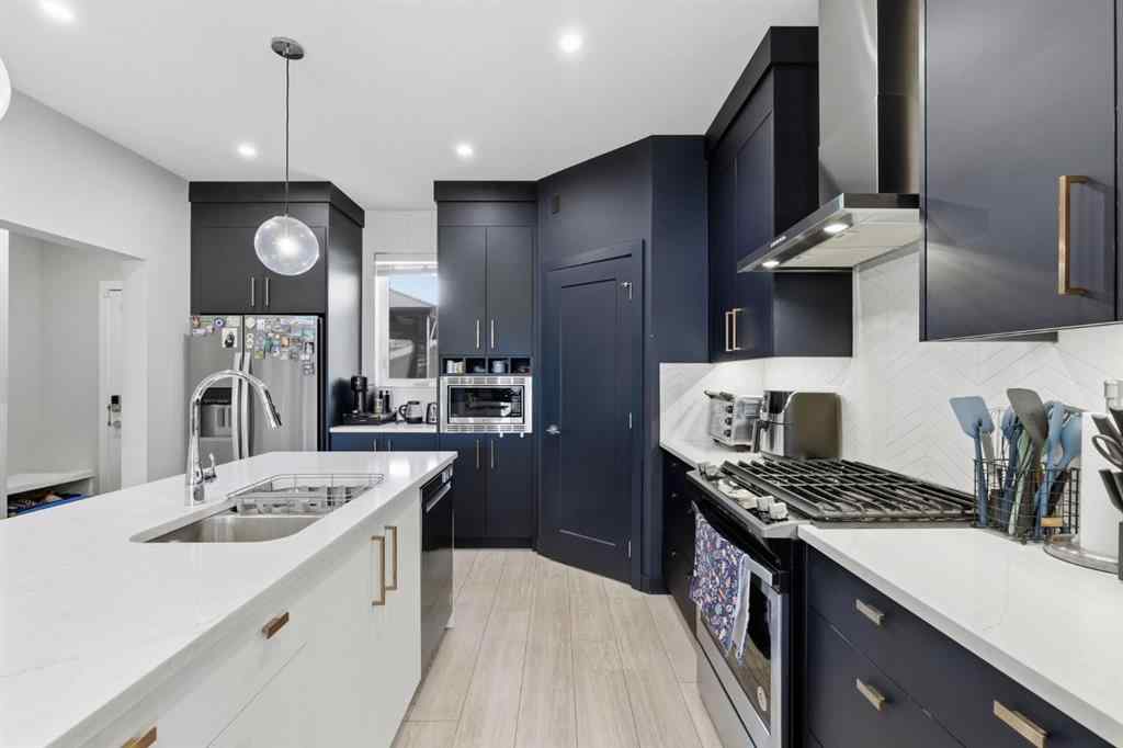 MLS® A2267554 - 163 Chelsea Road  in Chelsea_CH Chestermere, Residential