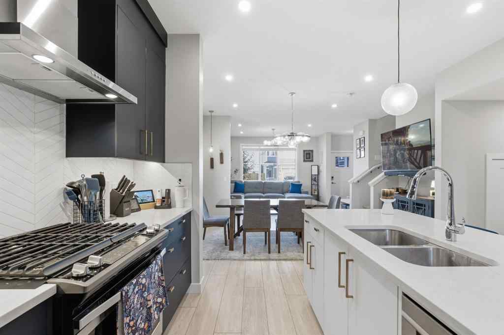 MLS® A2267554 - 163 Chelsea Road  in Chelsea_CH Chestermere, Residential