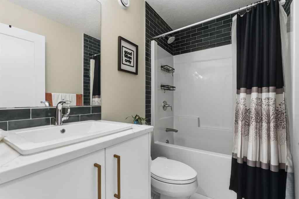 MLS® A2267554 - 163 Chelsea Road  in Chelsea_CH Chestermere, Residential