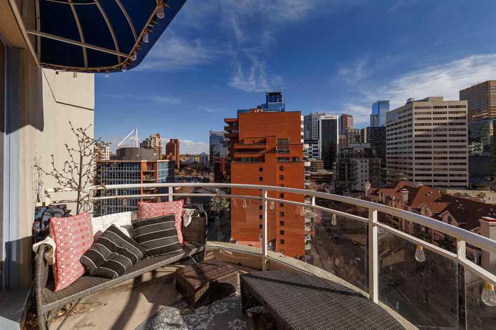 MLS® A2267556 - Unit #1303 804 3 Avenue SW in Eau Claire Calgary, Residential