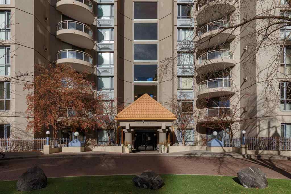 MLS® A2267556 - Unit #1303 804 3 Avenue SW in Eau Claire Calgary, Residential