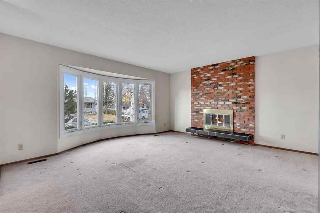 MLS® A2267557 - 4632 26 Avenue NE in Rundle Calgary, Residential