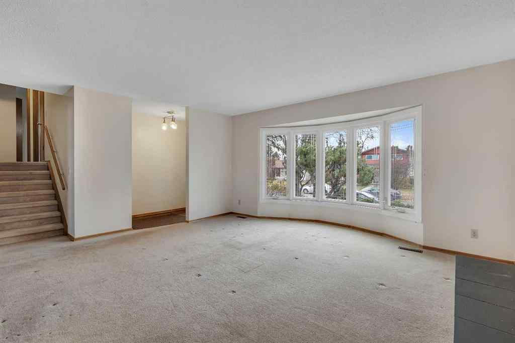 MLS® A2267557 - 4632 26 Avenue NE in Rundle Calgary, Residential