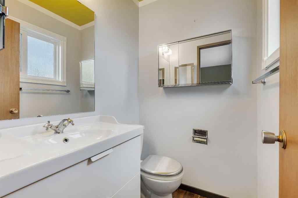 MLS® A2267557 - 4632 26 Avenue NE in Rundle Calgary, Residential