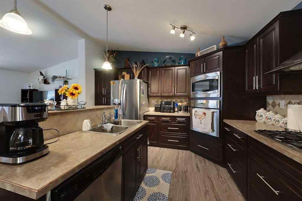 MLS® A2267559 - 825 2 Avenue  in NONE Canyon Creek, Residential