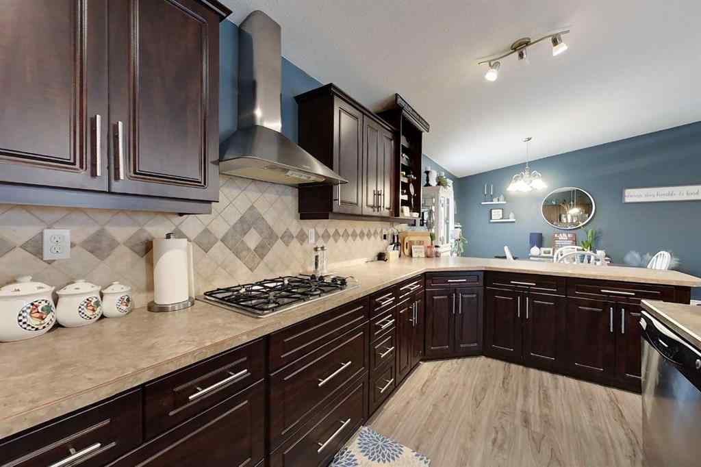 MLS® A2267559 - 825 2 Avenue  in NONE Canyon Creek, Residential