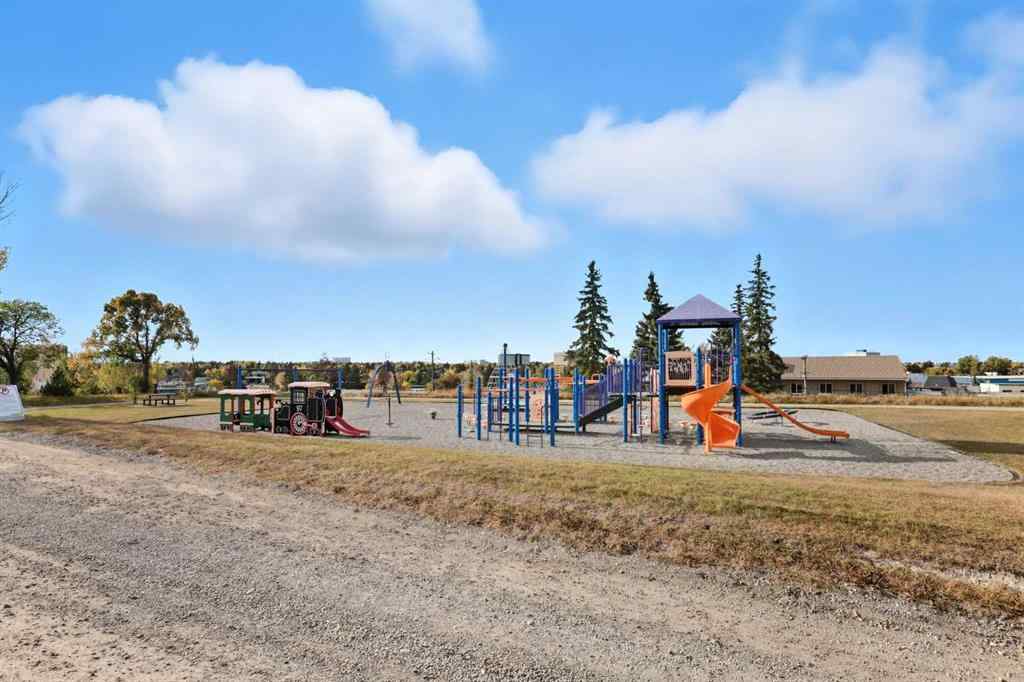 MLS® A2267561 - 23 Fairview Drive SE in Fairview Calgary, Residential