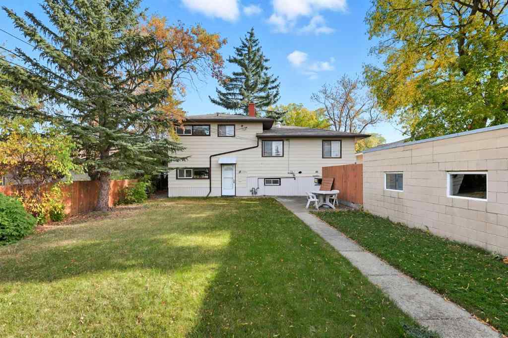 MLS® A2267561 - 23 Fairview Drive SE in Fairview Calgary, Residential