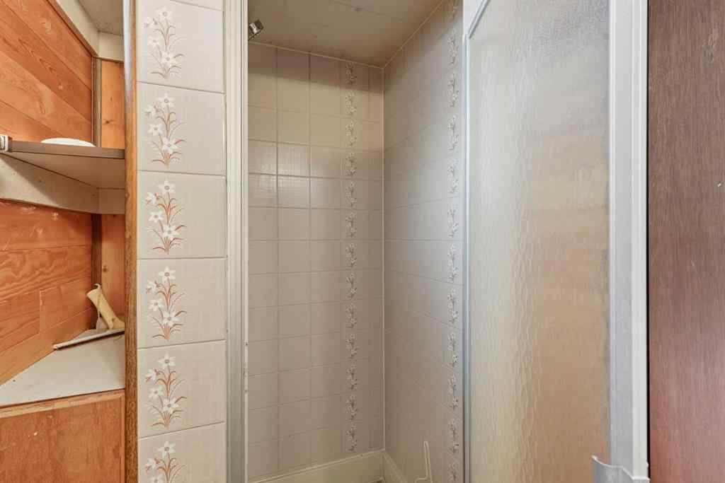 MLS® A2267561 - 23 Fairview Drive SE in Fairview Calgary, Residential