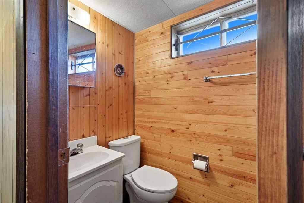 MLS® A2267561 - 23 Fairview Drive SE in Fairview Calgary, Residential