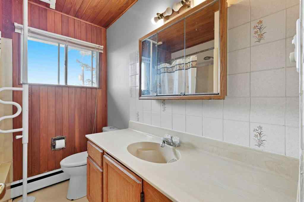 MLS® A2267561 - 23 Fairview Drive SE in Fairview Calgary, Residential