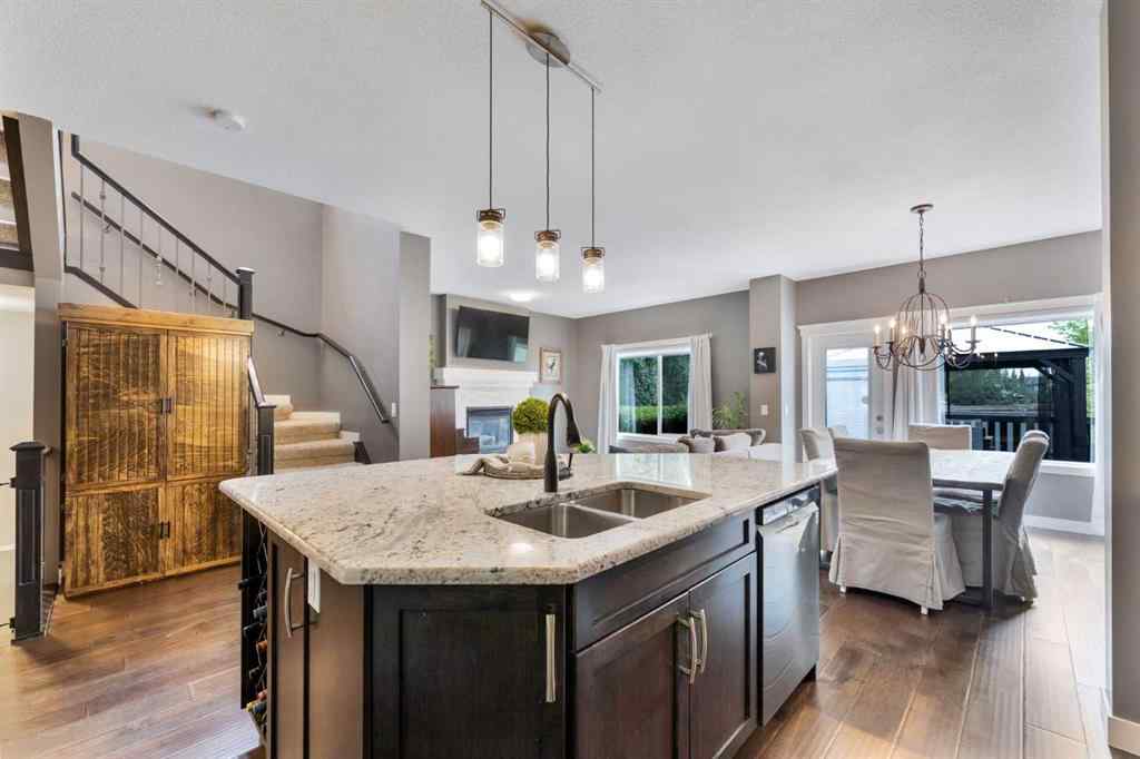 MLS® A2267562 - 112 Kingsbridge Way  in Kings Heights Airdrie, Residential