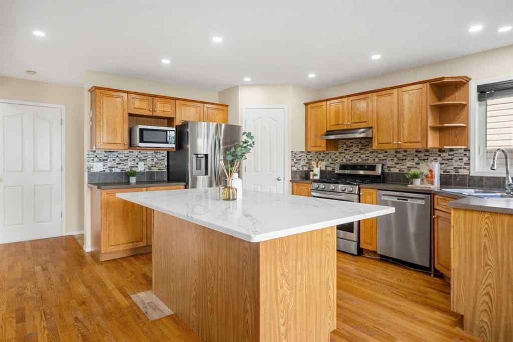 MLS® A2267571 - 825 Citadel Way NW in Citadel Calgary, Residential