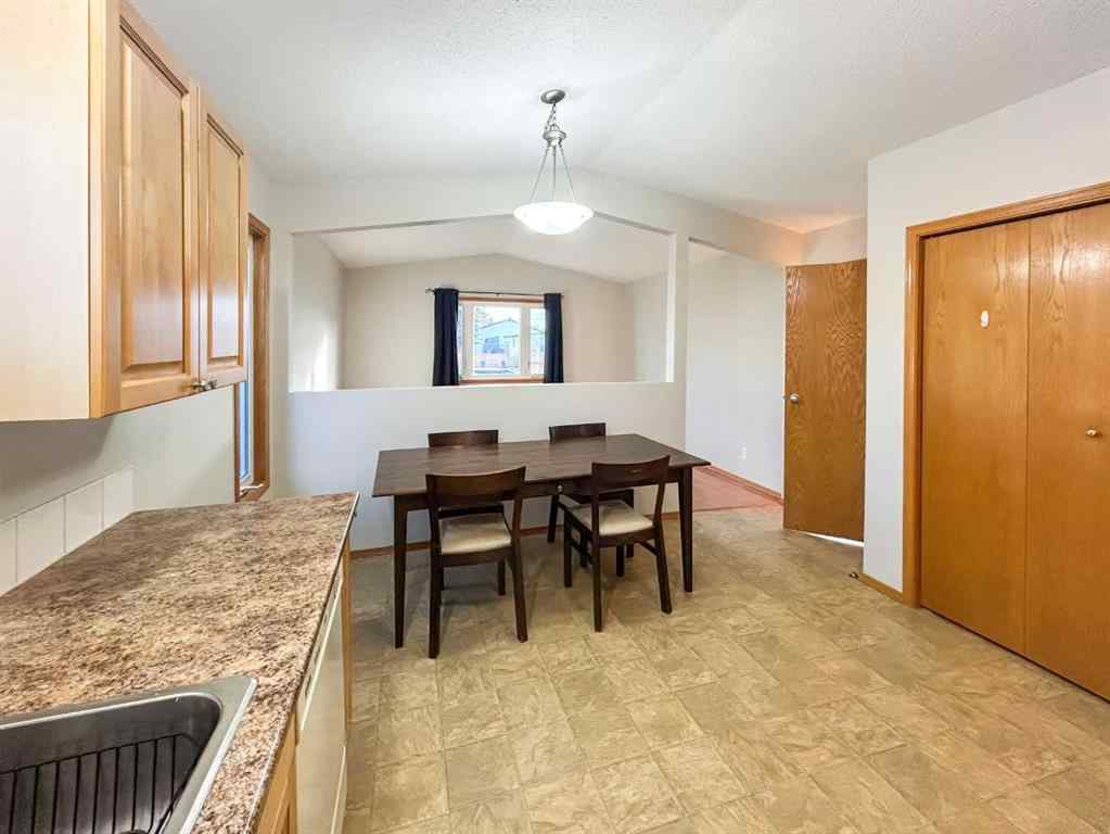 MLS® A2267573 - Unit #74 4802 54 Avenue  in Sparling Camrose, Mobile