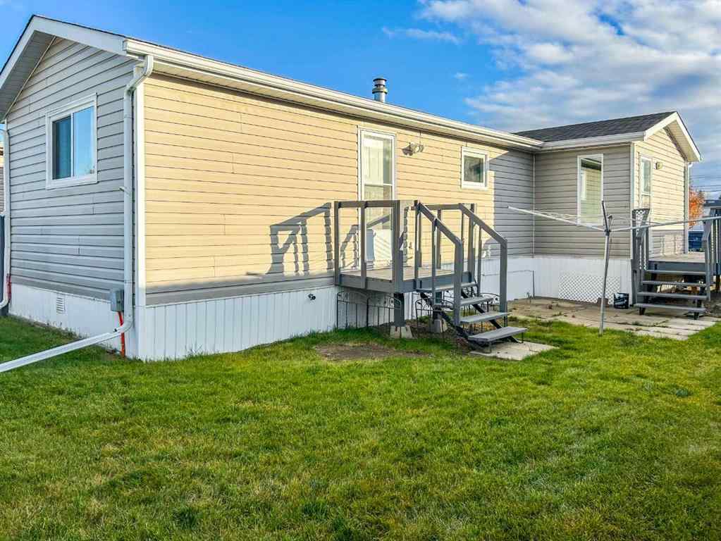 MLS® A2267573 - Unit #74 4802 54 Avenue  in Sparling Camrose, Mobile