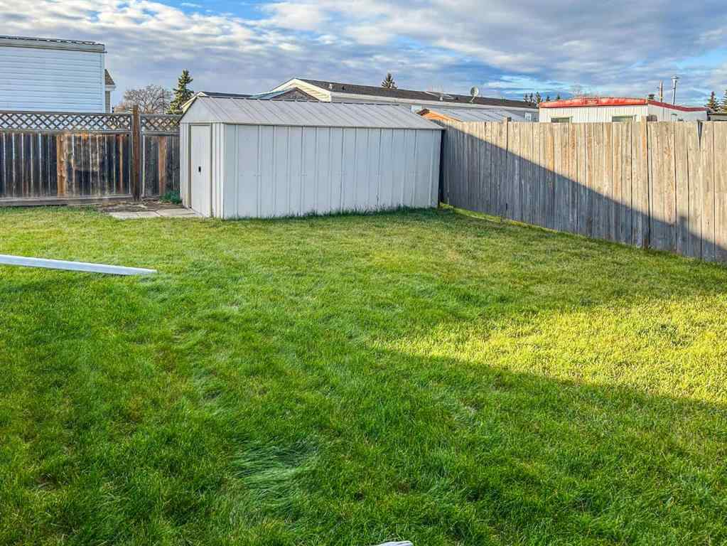 MLS® A2267573 - Unit #74 4802 54 Avenue  in Sparling Camrose, Mobile