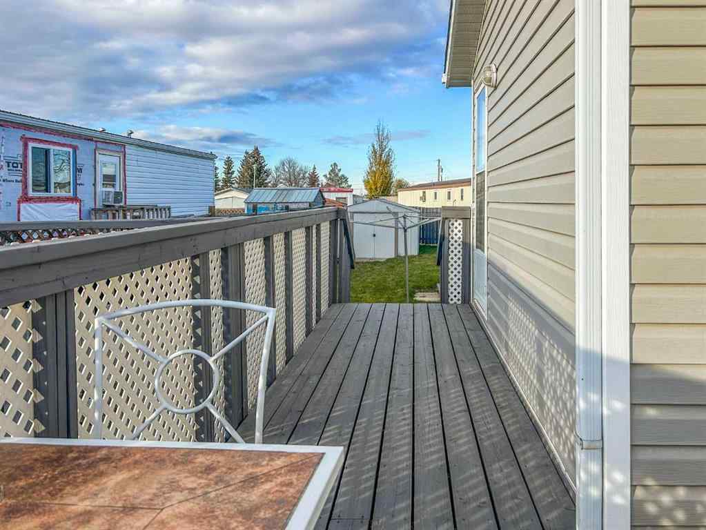 MLS® A2267573 - Unit #74 4802 54 Avenue  in Sparling Camrose, Mobile