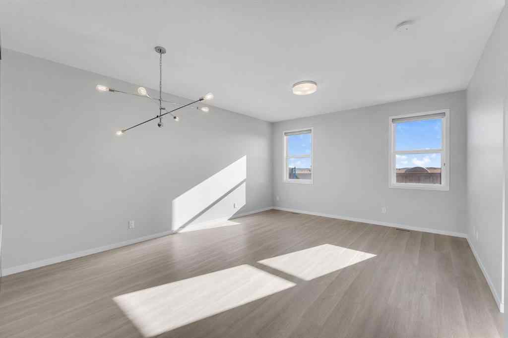 MLS® A2267574 - 800 South Point Heath SW in South Point Airdrie, Residential