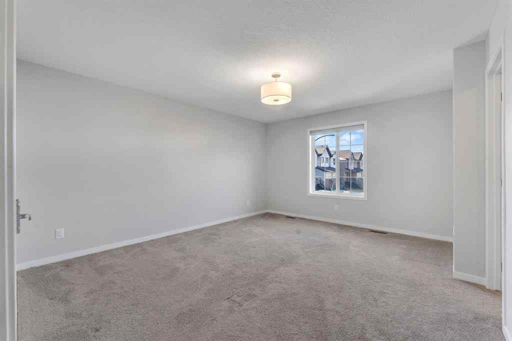 MLS® A2267574 - 800 South Point Heath SW in South Point Airdrie, Residential