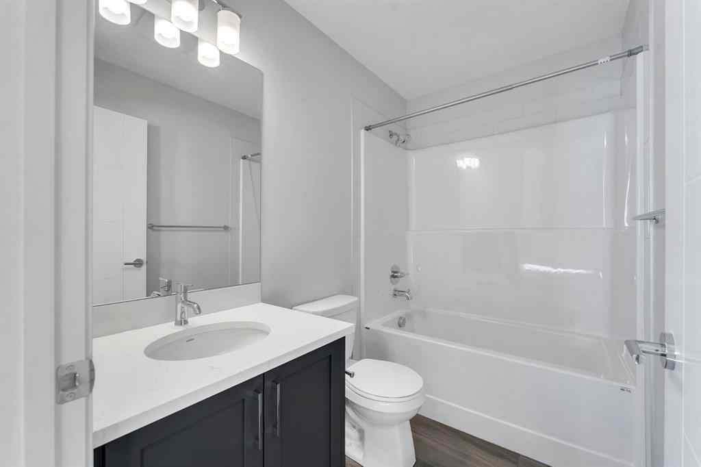 MLS® A2267574 - 800 South Point Heath SW in South Point Airdrie, Residential