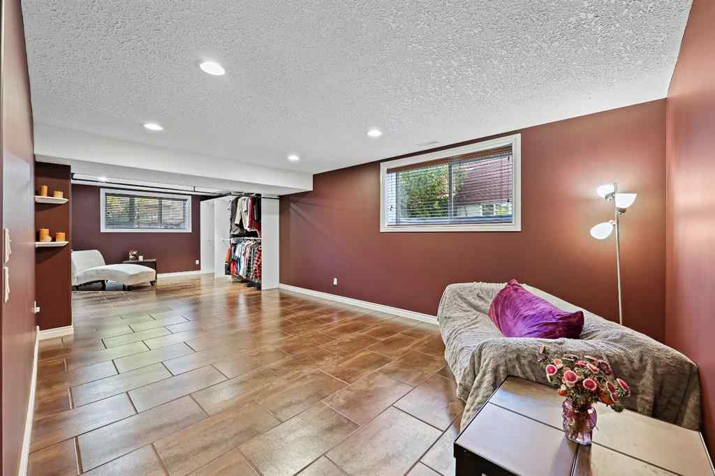 MLS® A2267576 - 39 Valarosa Drive  in NONE Didsbury, Residential