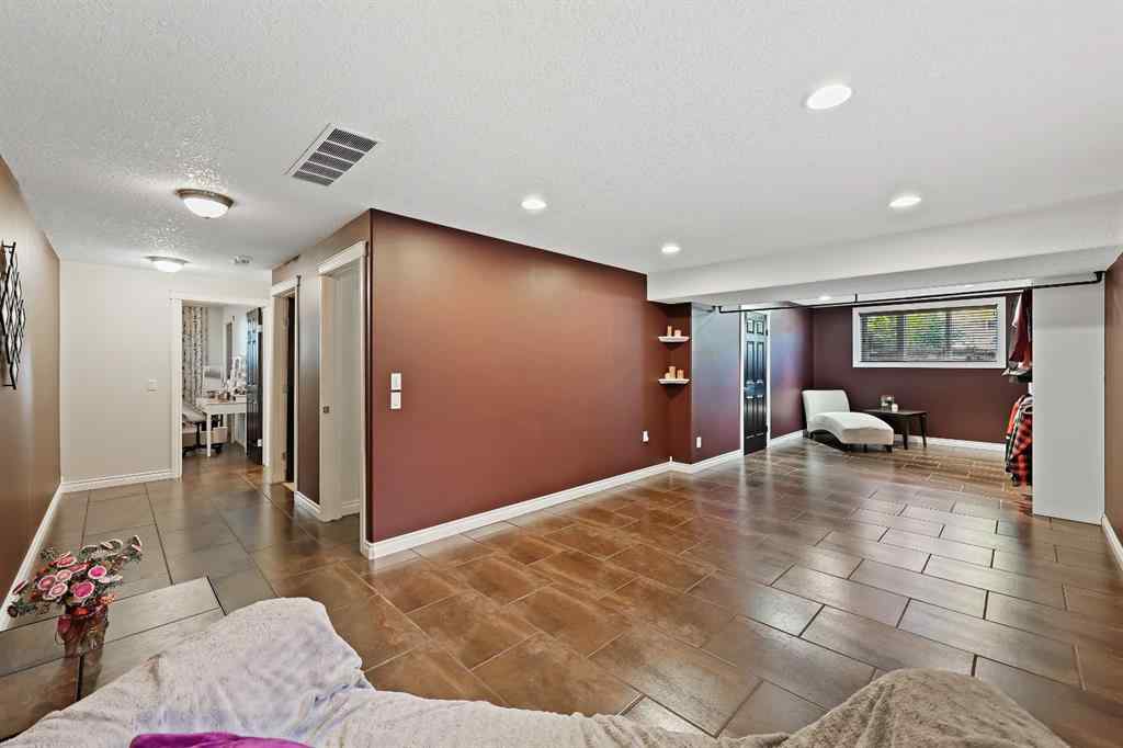 MLS® A2267576 - 39 Valarosa Drive  in NONE Didsbury, Residential