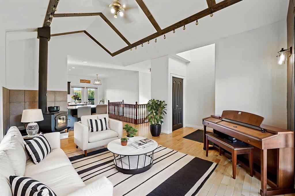 MLS® A2267576 - 39 Valarosa Drive  in NONE Didsbury, Residential