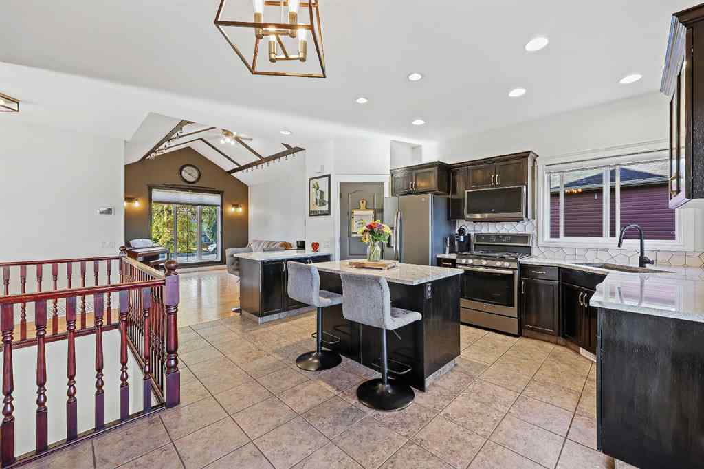 MLS® A2267576 - 39 Valarosa Drive  in NONE Didsbury, Residential