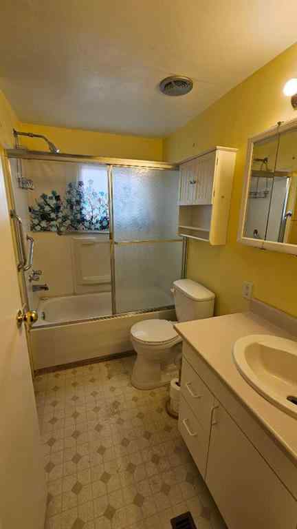 MLS® A2267583 - 936 MAIN Street NW in NONE Milk River, Residential