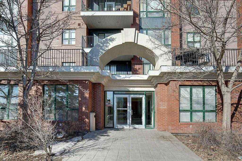 MLS® A2267584 - Unit #105 138 18 Avenue SE in Mission Calgary, Commercial