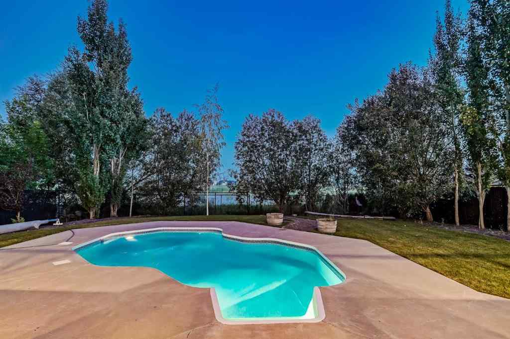 MLS® A2267585 - 231 Railway Close SE in NONE Langdon, Residential